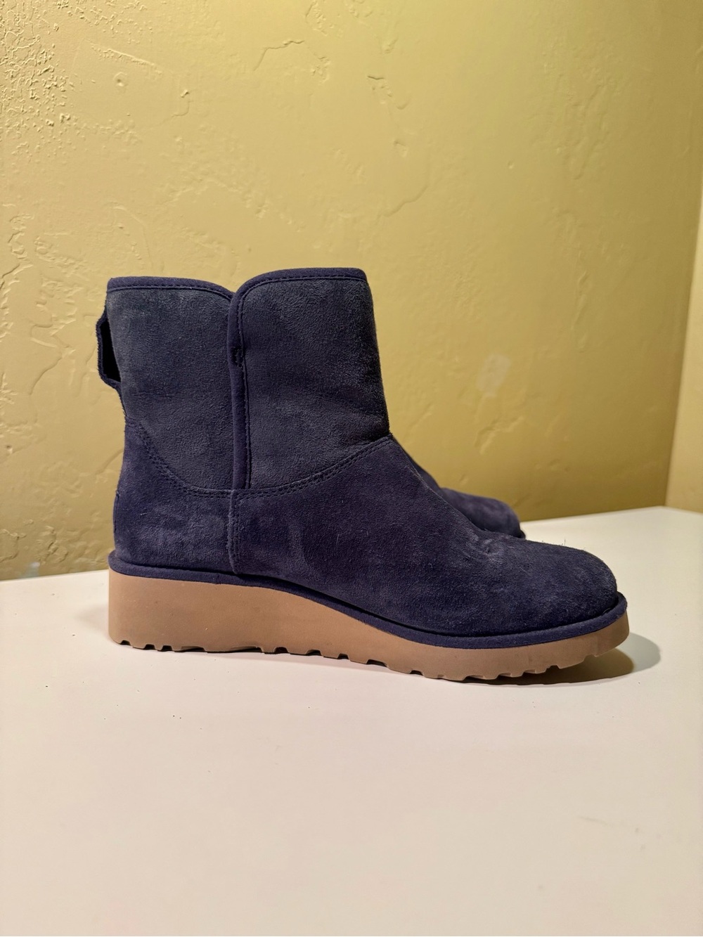 UGG Kristin Wedge Navy Boots Women's Size 6